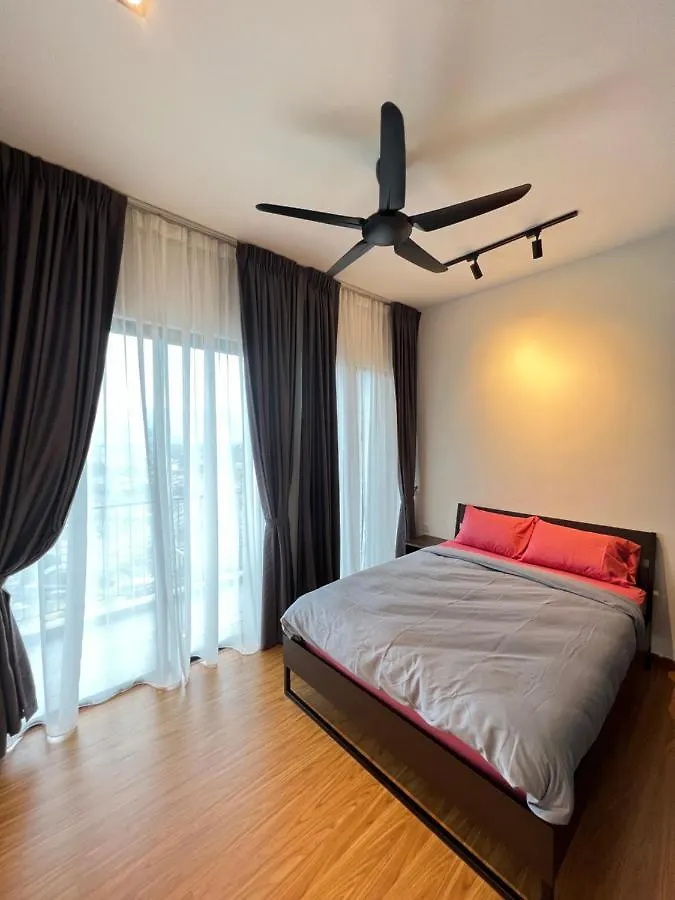 Beacon Executive Suites #Georgetown #Rooftoppool #Spacious #13A